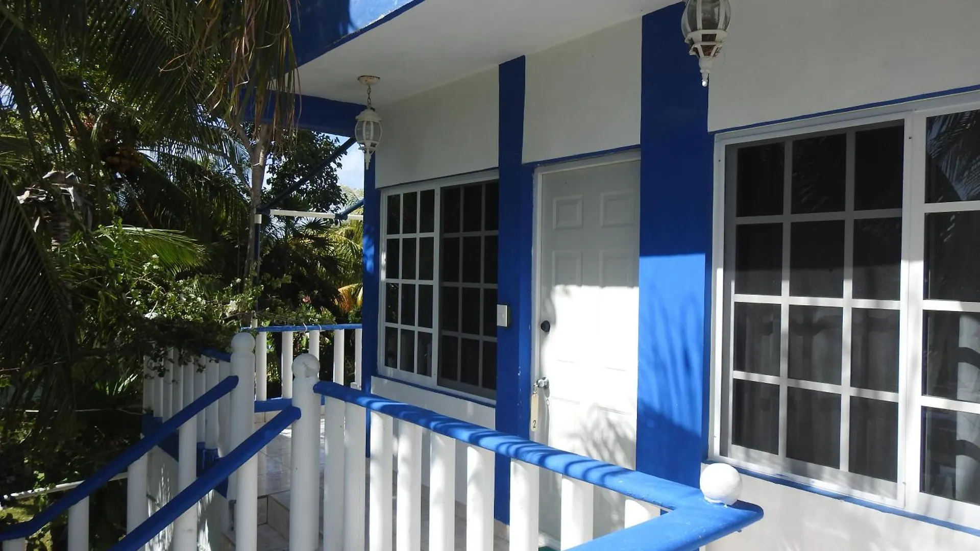 Guest house Las Palapas De Punta Allen Mexico