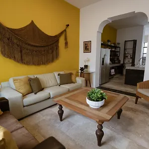Casa Ubicada En El Corazon De Merida, Ac Y Piscina! Merida